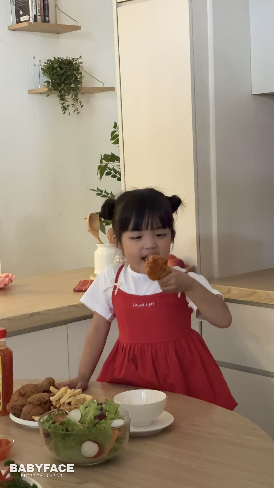 Nam Ngư · Chấm trọn món chiên, nướng - hậu trường casting Việt Nam, ảnh 3